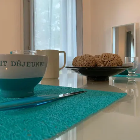 Grand Studio Chaleureux A Port Neuf *