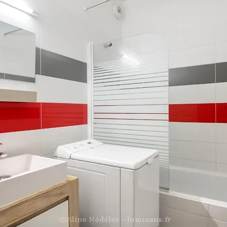 Appartement Grand Studio Chaleureux à Port Neuf